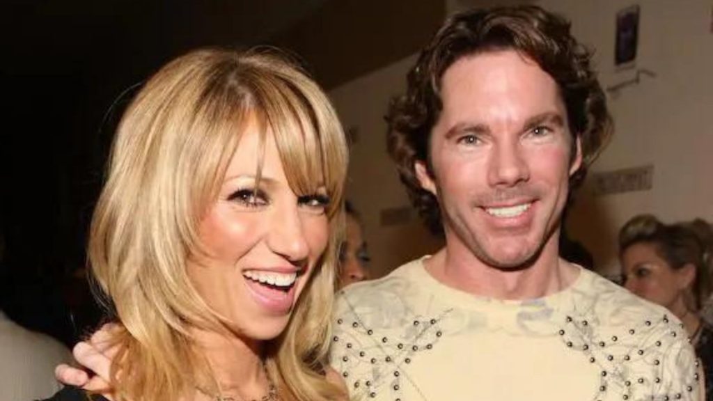 Who Is Debbie Gibson's Husband? Current Relationship Status
