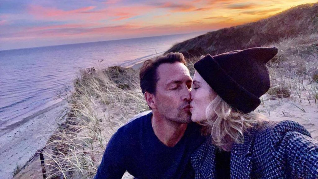Who Is Andrew Shue's Wife? Is He No Longer Together With Amy Robach 