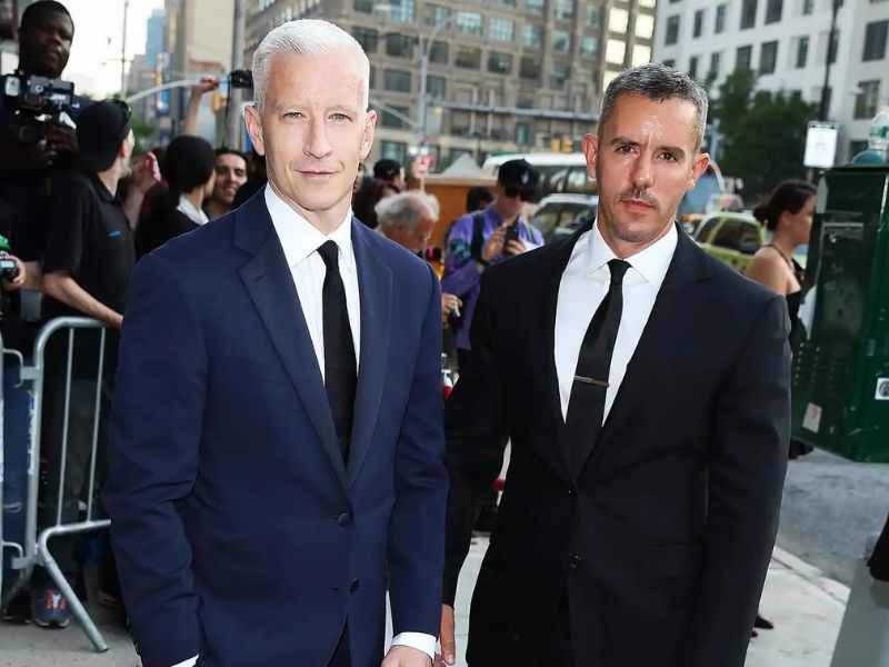 Meet Anderson Cooper's Boyfriend: Is He Dating Andy Cohen