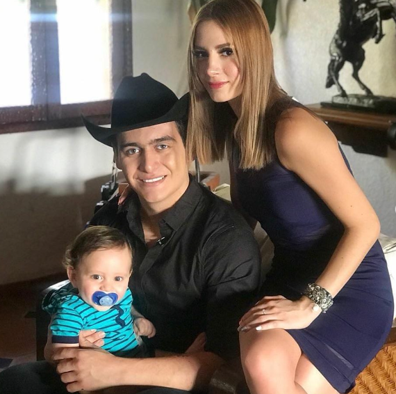 About Julian Figueroa's Wife And Net Worth As The Singer Dies At 27