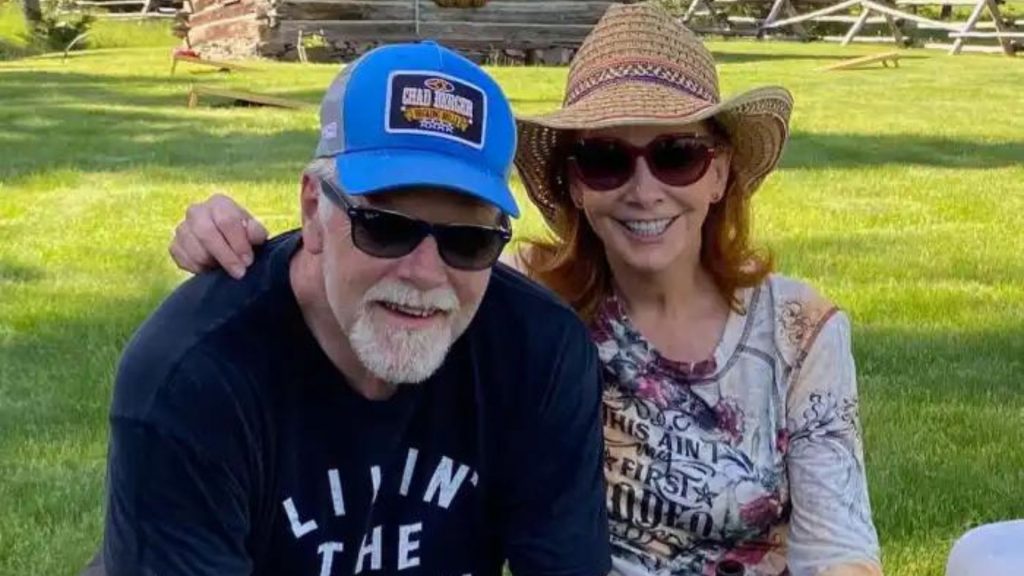 What You Need To Know About Reba Husband, Rex Linn?