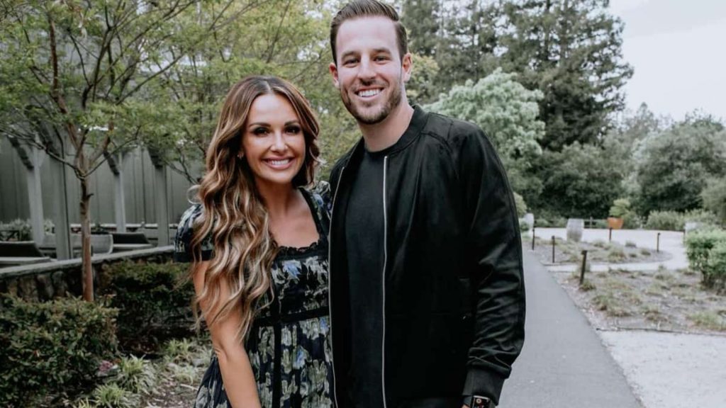 The Latest On Carly Pearce's Boyfriend: What You Need To Know