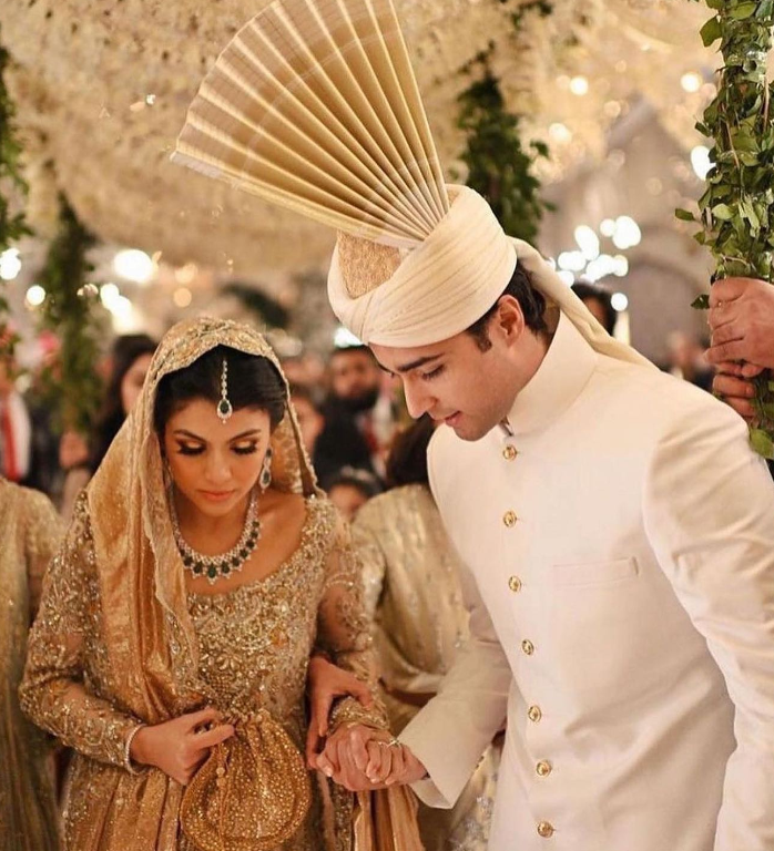 Meet Junaid Safdar Wife Ayesha As The Couple Goes Through Divorce